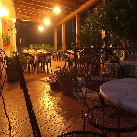 Hotel Ristorante Mosaici Piazza Armerina Exterior photo