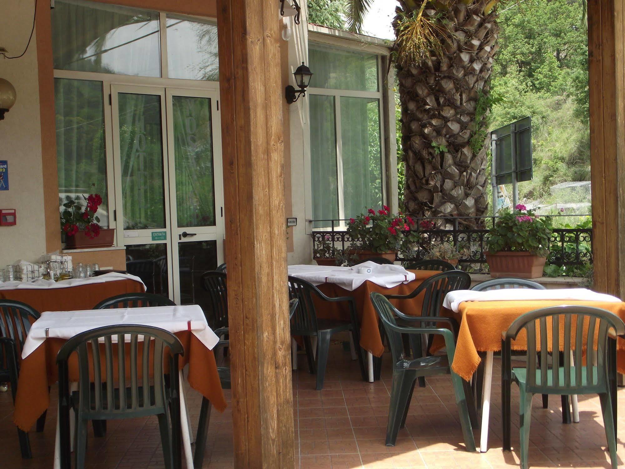 Hotel Ristorante Mosaici Piazza Armerina Exterior photo